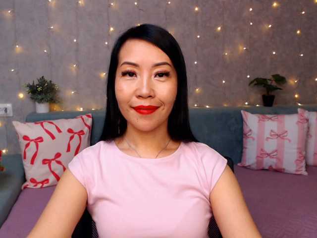 Sarahsexygirl live cam on BongaCams