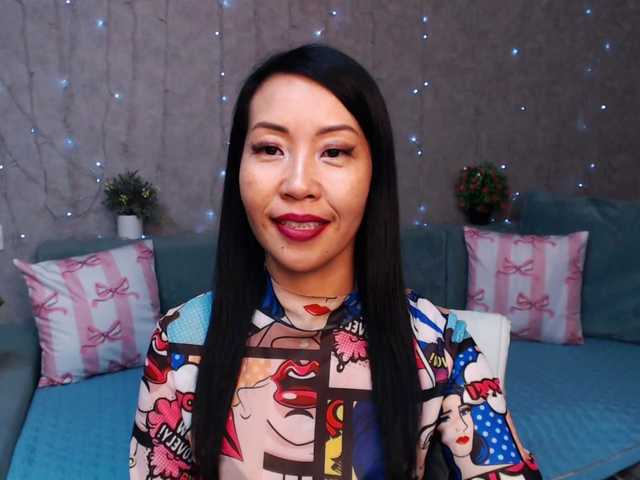 Sarahsexygirl's BongaCams show and profile