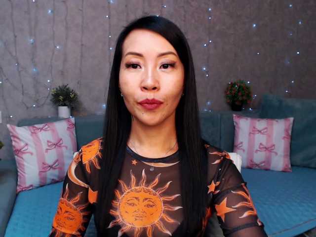 Sarahsexygirl's BongaCams show and profile