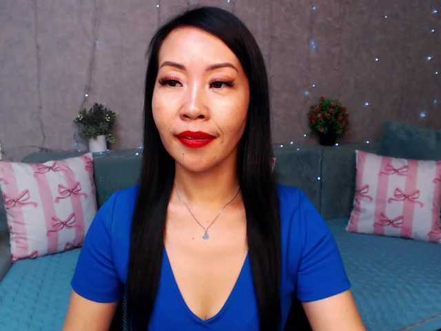 Sarahsexygirl live cam on BongaCams