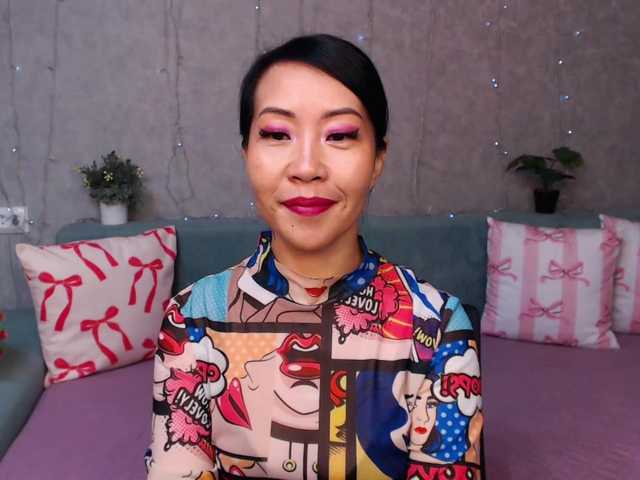 Sarahsexygirl live cam on BongaCams