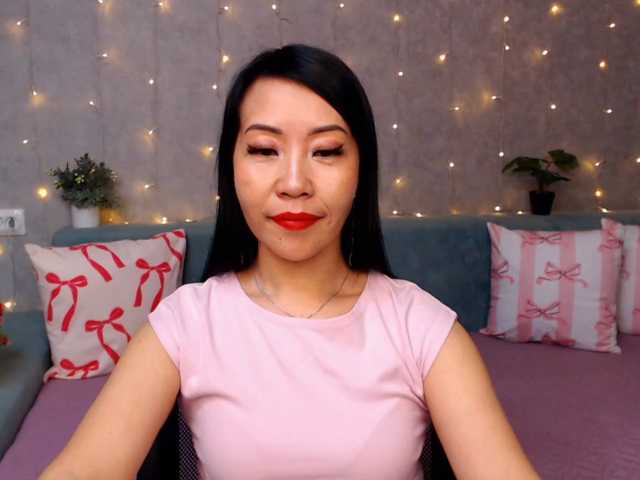 Sarahsexygirl live cam on BongaCams