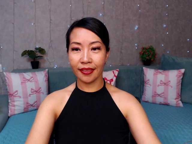Sarahsexygirl live cam on BongaCams