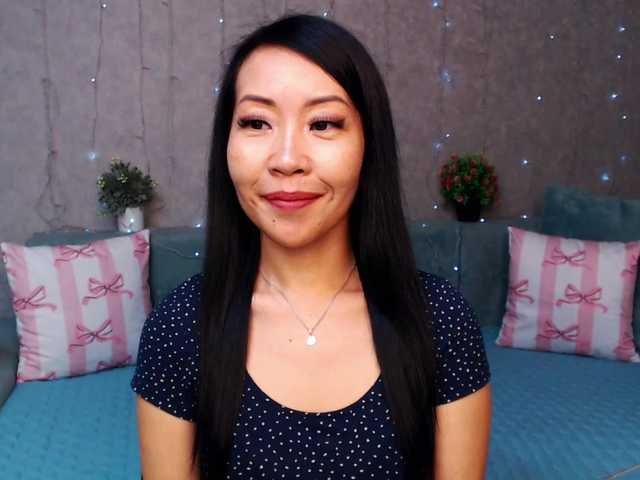 Sarahsexygirl live cam on BongaCams