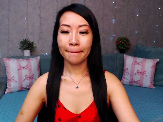 Sarahsexygirl live cam on UnifiedCams