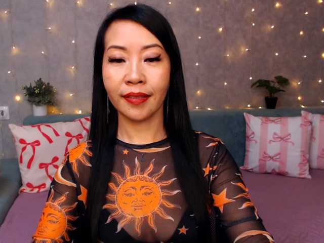 Sarahsexygirl live cam on BongaCams
