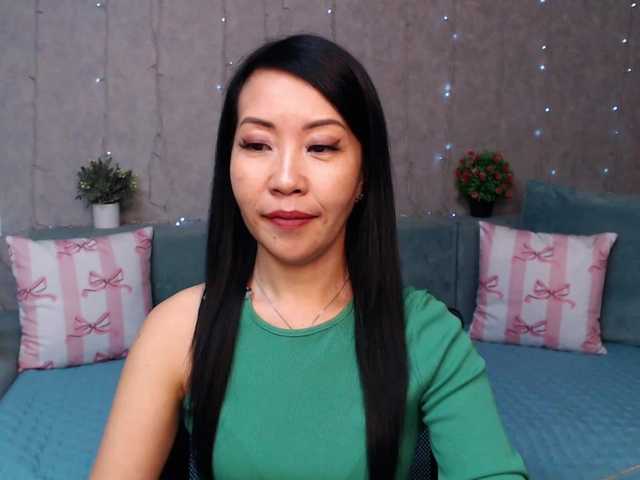 Sarahsexygirl live cam on BongaCams