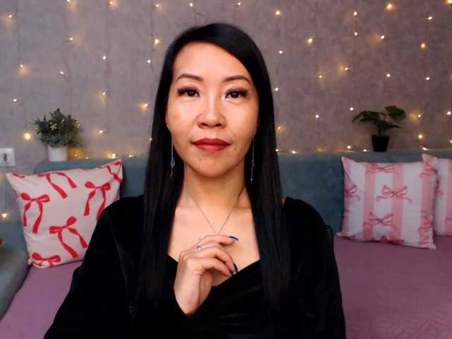 Sarahsexygirl live cam on BongaCams