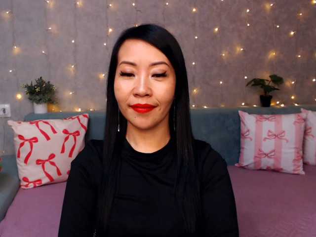 Sarahsexygirl live cam on BongaCams