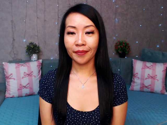 Sarahsexygirl live cam on BongaCams