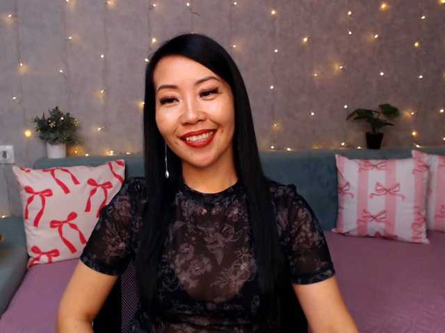 Sarahsexygirl live cam on BongaCams