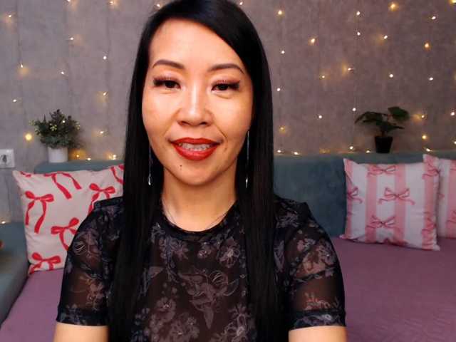 Sarahsexygirl live cam on BongaCams