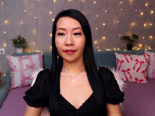 Sarahsexygirl live cam on BongaCams