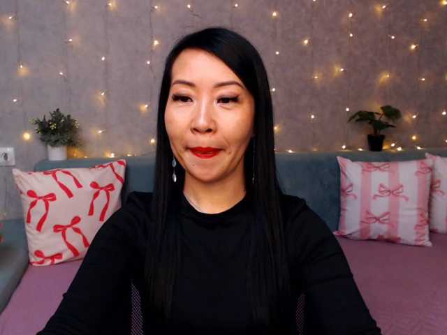 Sarahsexygirl live cam on BongaCams