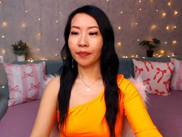 Sarahsexygirl live cam on BongaCams