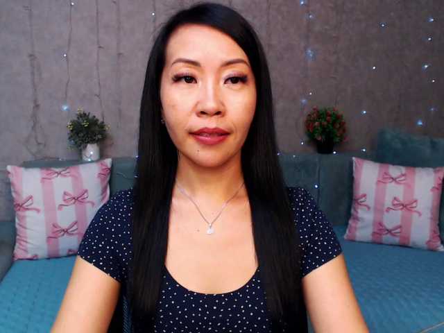 Sarahsexygirl live cam on BongaCams