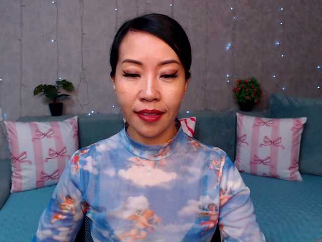 Sarahsexygirl live cam on BongaCams