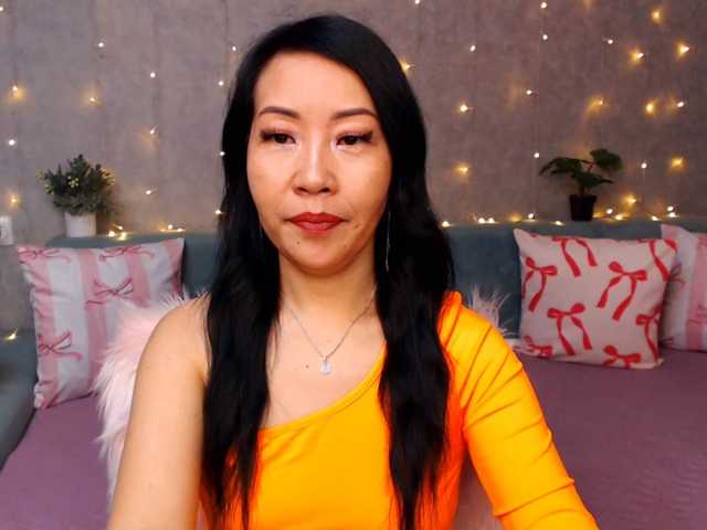 Sarahsexygirl live cam on BongaCams