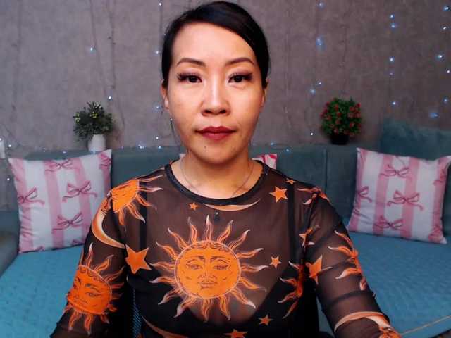 Sarahsexygirl live cam on BongaCams
