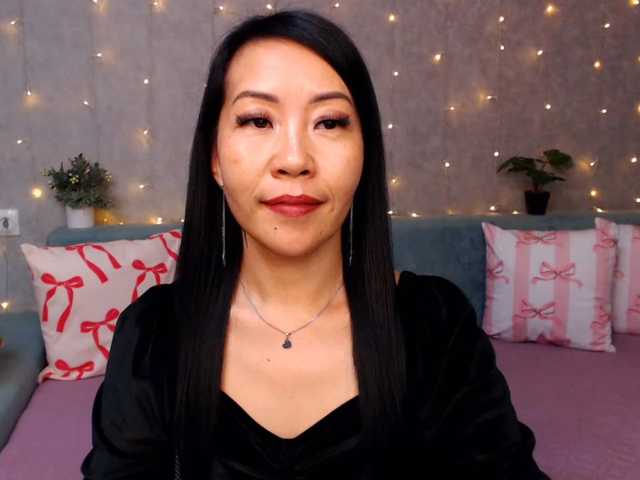 Sarahsexygirl live cam on BongaCams