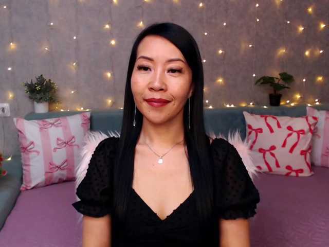 Sarahsexygirl live cam on BongaCams