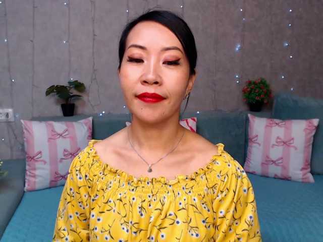 Sarahsexygirl live cam on BongaCams