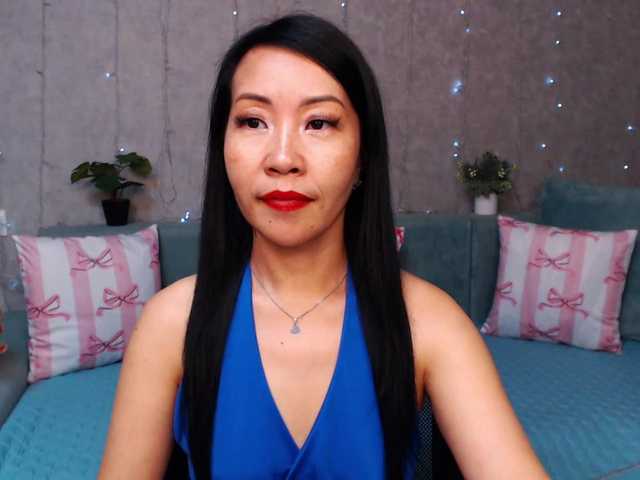 Sarahsexygirl live cam on BongaCams