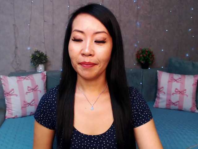Sarahsexygirl live cam on BongaCams