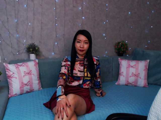 Sarahsexygirl's BongaCams show and profile