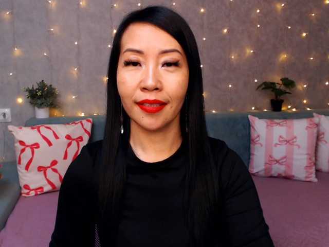 Sarahsexygirl, live now on BongaCams