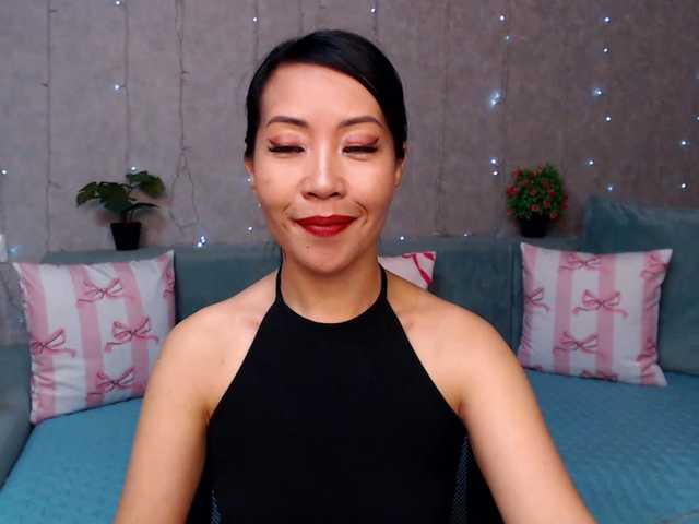 Sarahsexygirl live cam on BongaCams