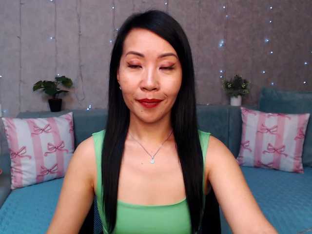Sarahsexygirl live webcam show