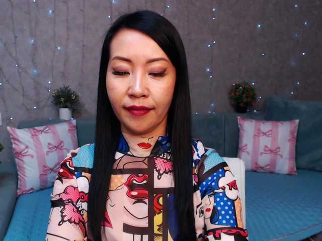 Sarahsexygirl's BongaCams show and profile