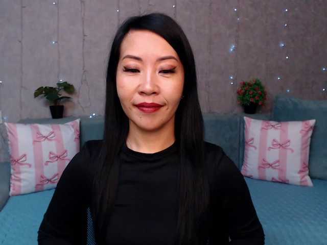 Sarahsexygirl live cam on BongaCams