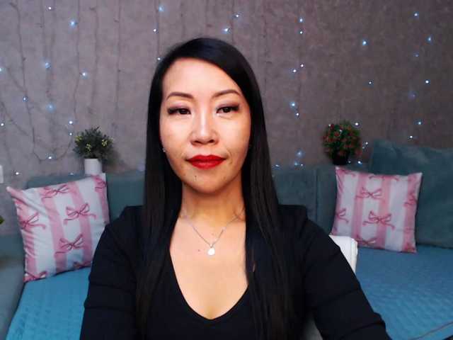 Sarahsexygirl's BongaCams show and profile