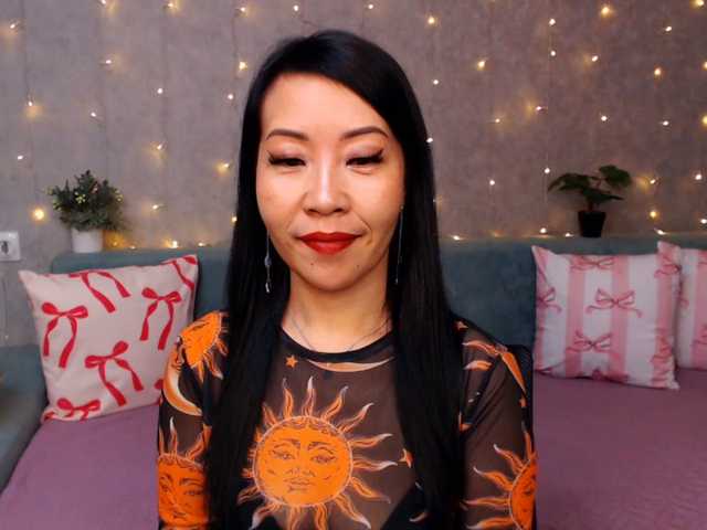Sarahsexygirl live cam on BongaCams