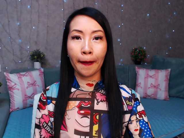 Sarahsexygirl's BongaCams show and profile