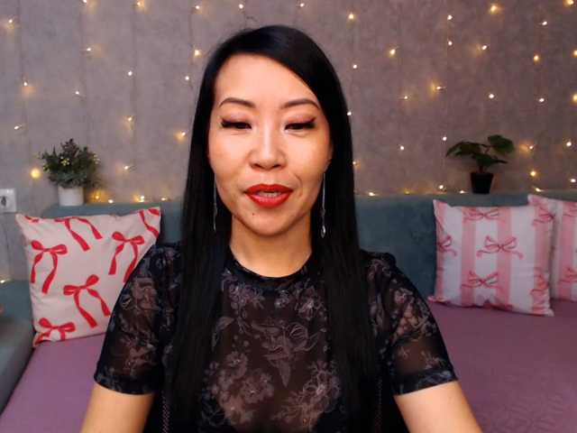Sarahsexygirl live cam on BongaCams