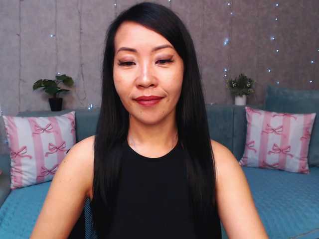 Sarahsexygirl live cam on BongaCams