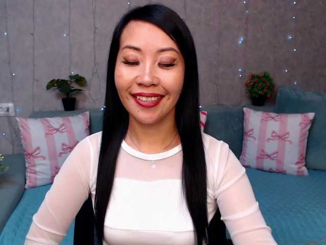 Sarahsexygirl live cam on BongaCams