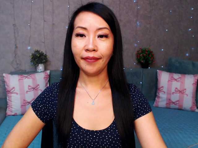 Sarahsexygirl live cam on BongaCams