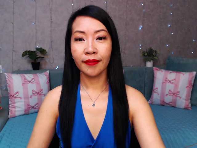 Sarahsexygirl live cam on BongaCams