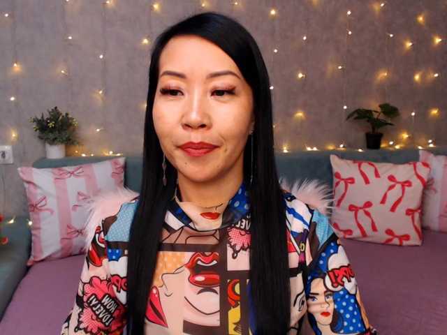 Sarahsexygirl live cam on BongaCams