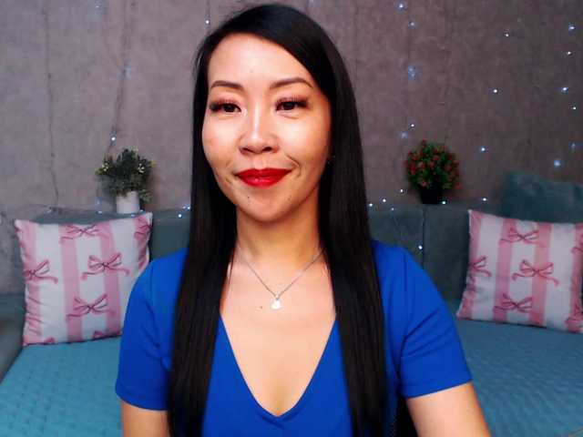 Sarahsexygirl live cam on BongaCams
