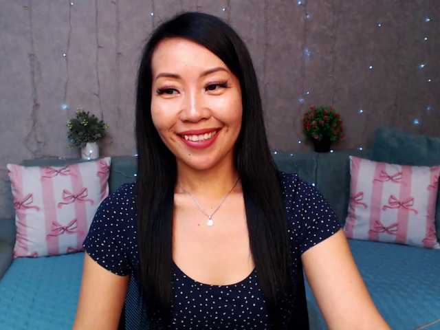 Sarahsexygirl live cam on BongaCams