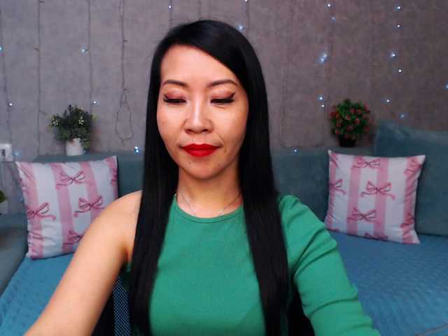 Sarahsexygirl live cam on BongaCams