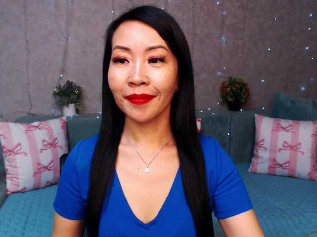 Sarahsexygirl live cam on BongaCams
