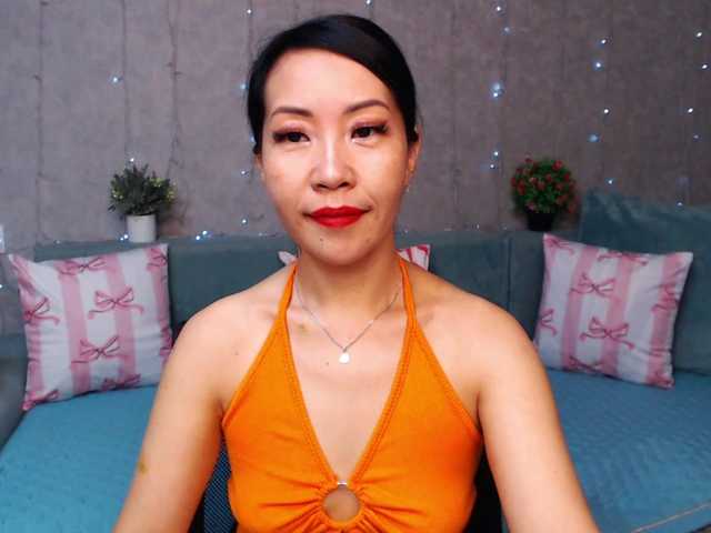 Sarahsexygirl live cam on UnifiedCams