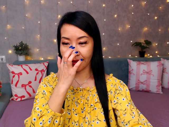 Sarahsexygirl live cam on BongaCams