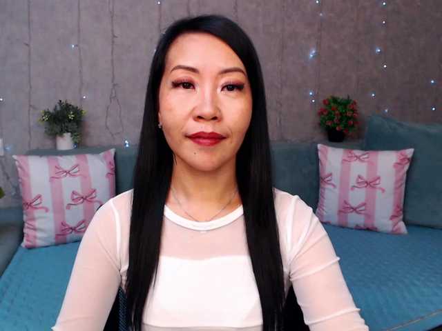 Sarahsexygirl live cam on BongaCams
